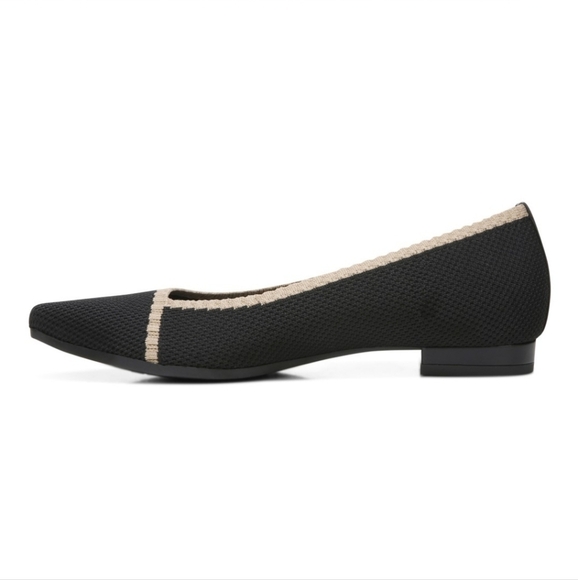 Vionic Shoes - Vionic Dahlia Flat